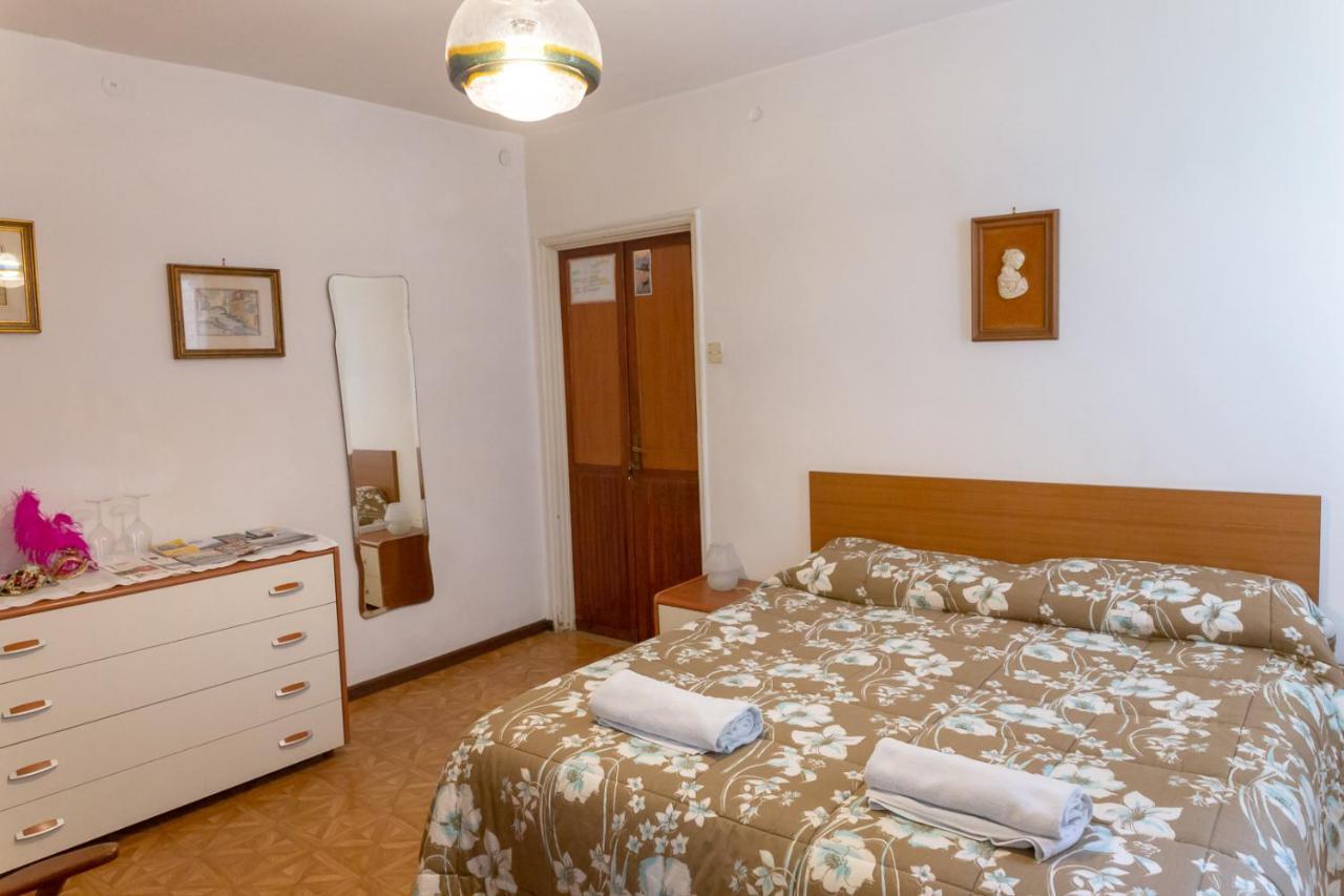 Renato House Apartment เวนิส ภายนอก รูปภาพ